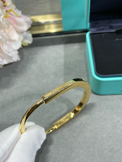 [⭐JeweliWhal]LOCK BRACELET 8 DIAMOND