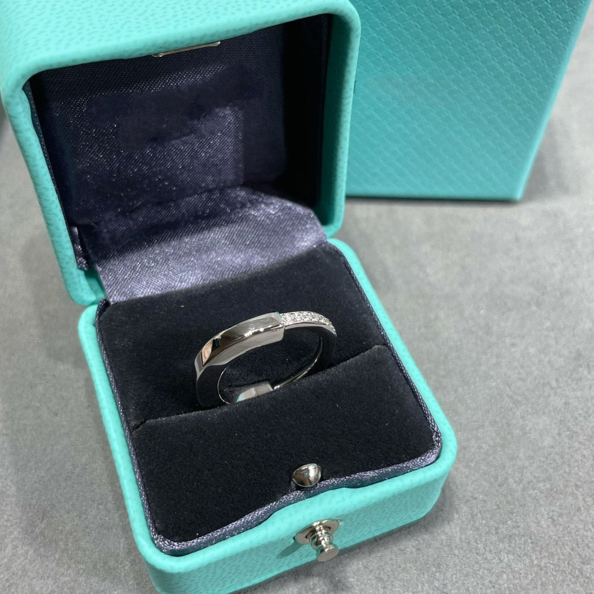 [⭐JeweliWhal]LOCK DIAMOND RING