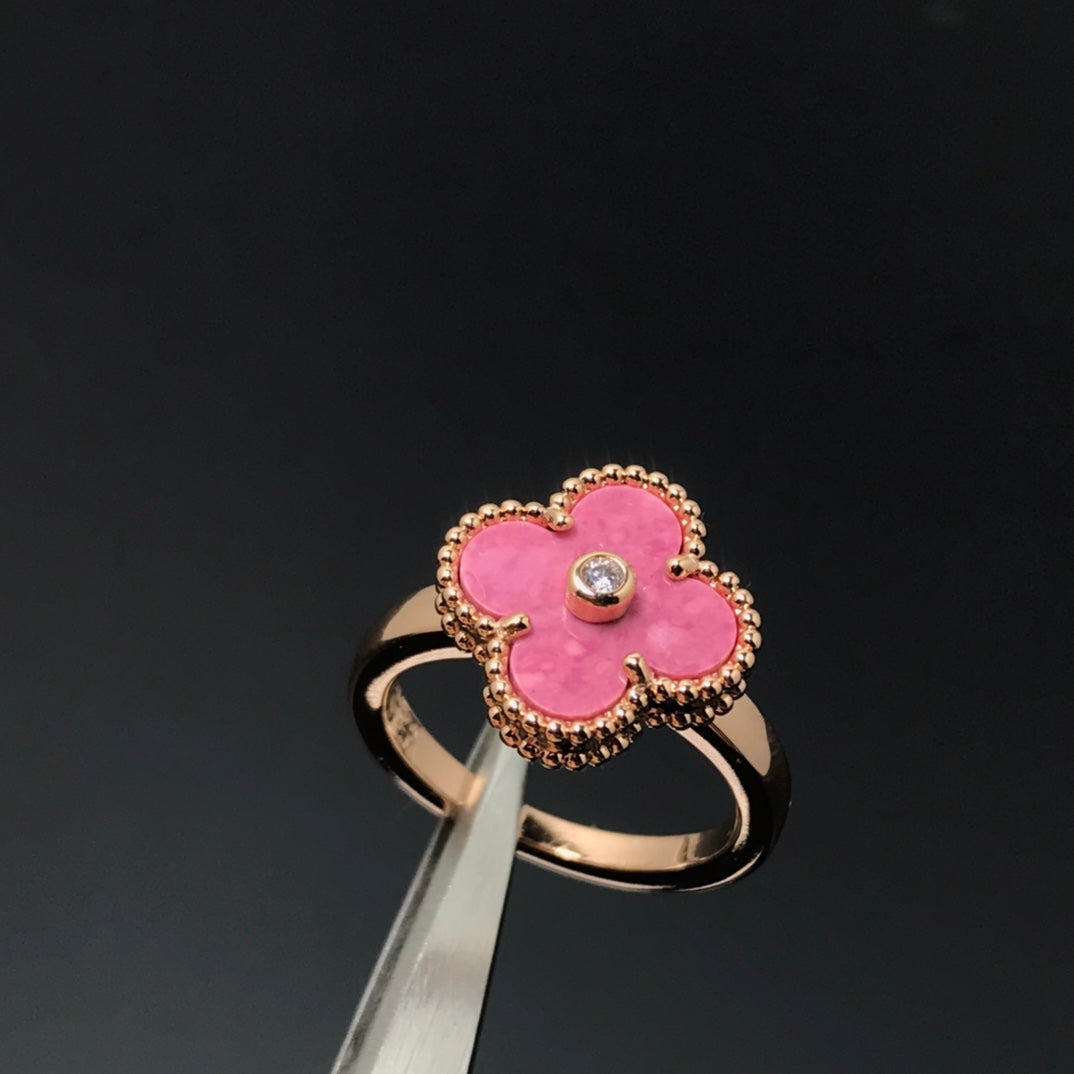 [⭐⭐JeweliWhal]CLOVER RHODONITE ROSE GOLD RING