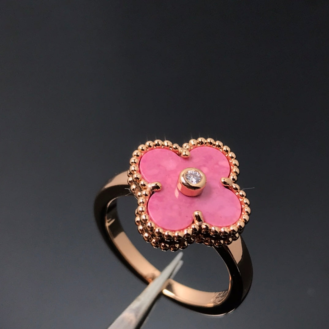 [⭐⭐JeweliWhal]CLOVER RHODONITE ROSE GOLD RING