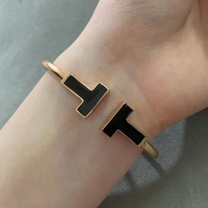 [⭐JeweliWhal]T WIDE ONYX OPEN BRACELET