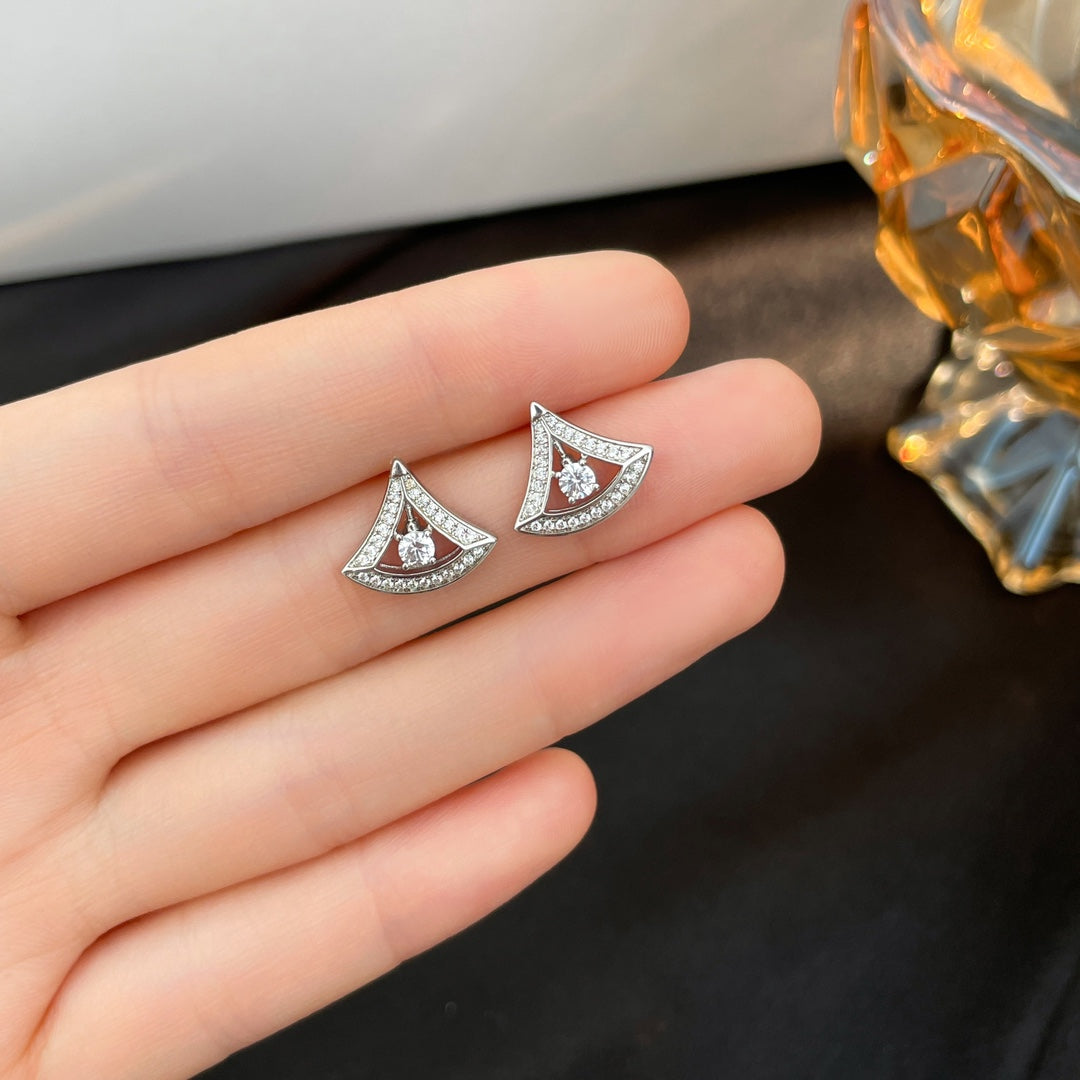 [⭐⭐JeweliWhal]DREAM MINI DIAMOND STUD EARRINGS