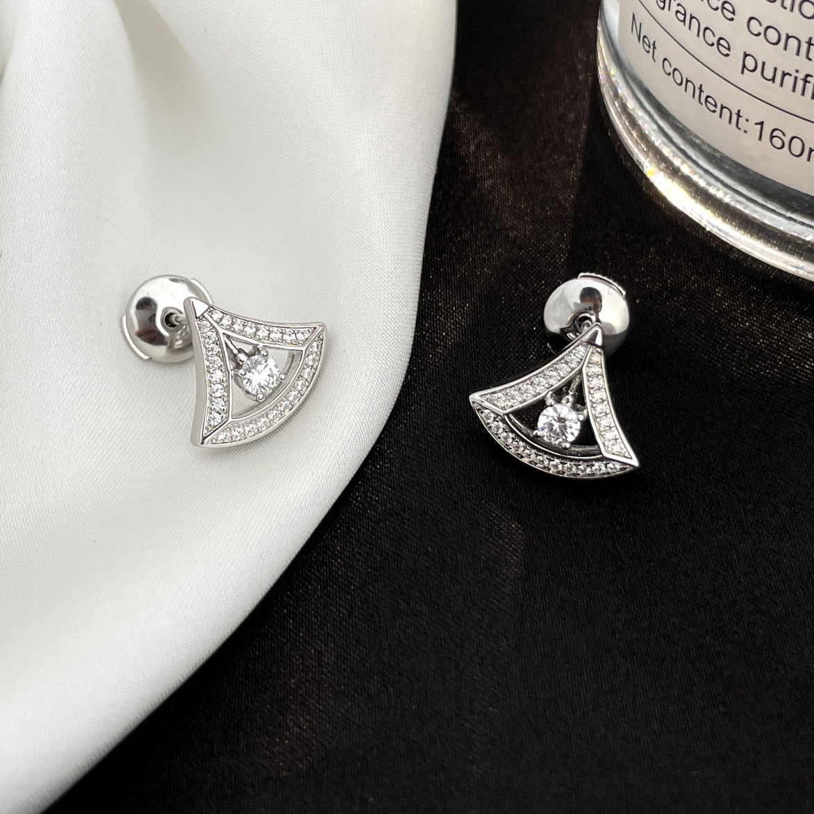 [⭐⭐JeweliWhal]DREAM MINI DIAMOND STUD EARRINGS