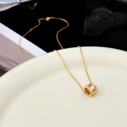 [⭐⭐JeweliWhal]BEE MINI PEDANT DIAMOND NECKLACE