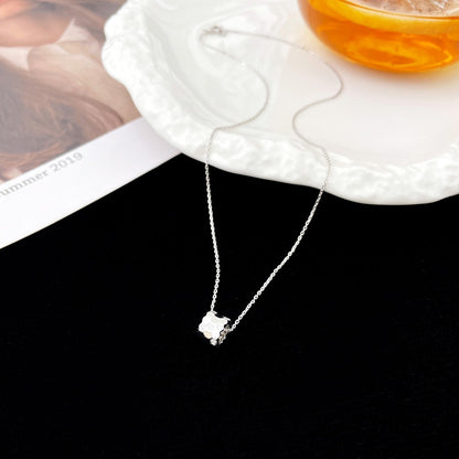 [⭐⭐JeweliWhal]BEE MINI PEDANT DIAMOND NECKLACE