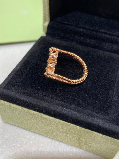 [⭐⭐JeweliWhal]CLOVER RIVERSIBLE ROSE GOLD RING