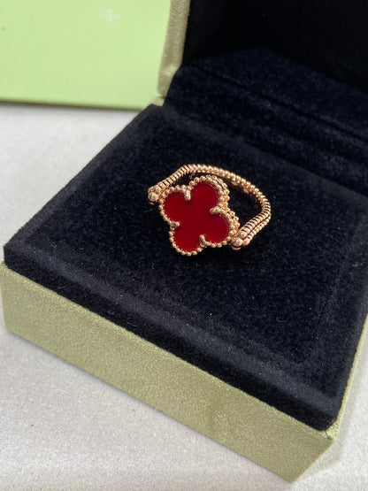 [⭐⭐JeweliWhal]CLOVER RIVERSIBLE ROSE GOLD RING