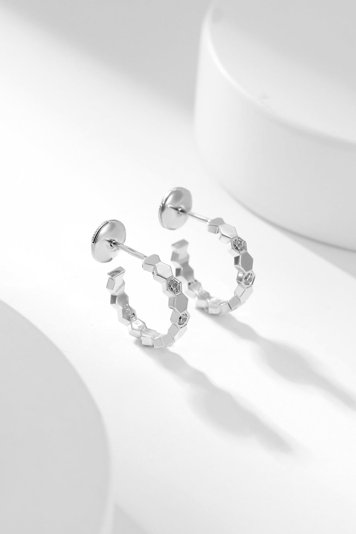 [⭐⭐JeweliWhal]BEE LOVE ダイヤモンドフープピアス