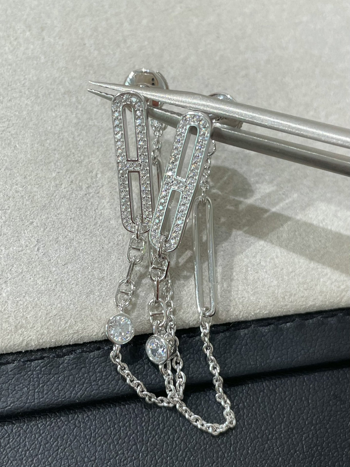 [⭐⭐JeweliWhal]CHAINE CHAOS DIAMOND DROP EARRINGS