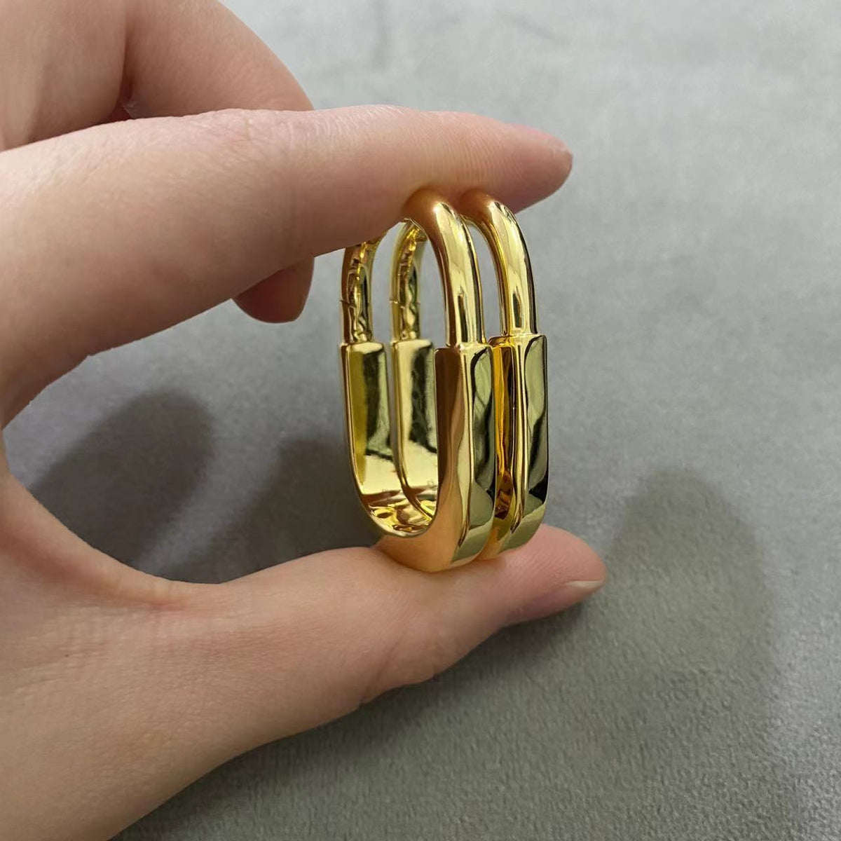 [⭐JeweliWhal]LOCK MEDIUM EARRINGS