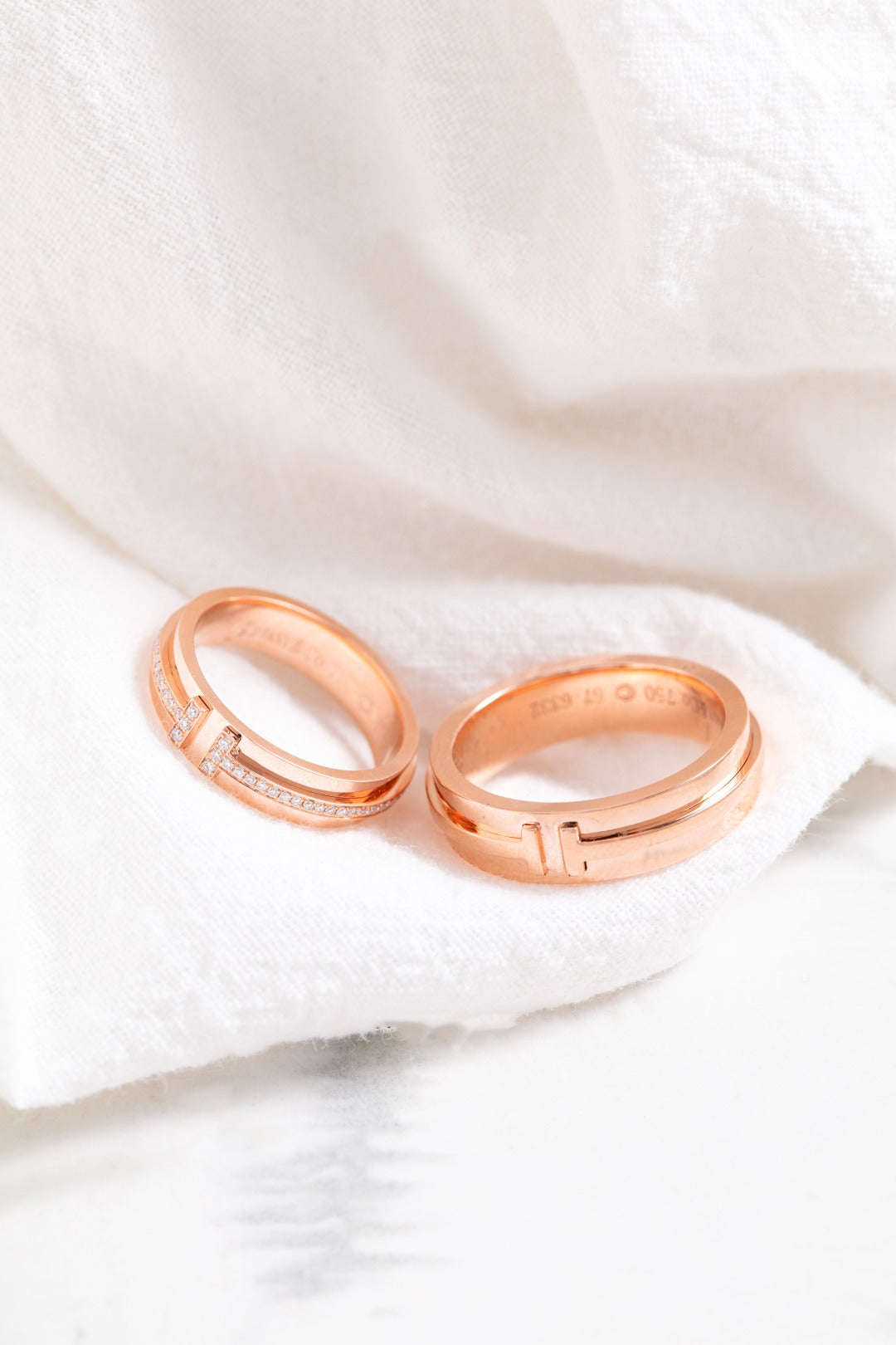 [⭐JeweliWhal]T PINK GOLD RING