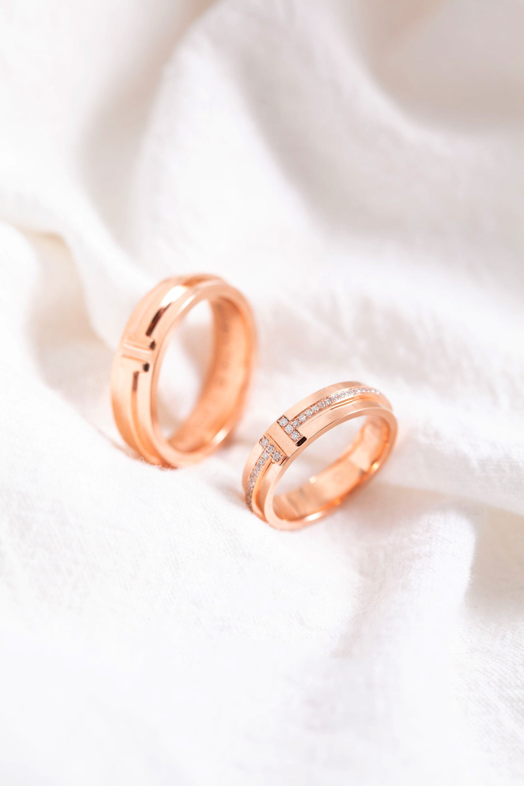 [⭐JeweliWhal]T PINK GOLD RING