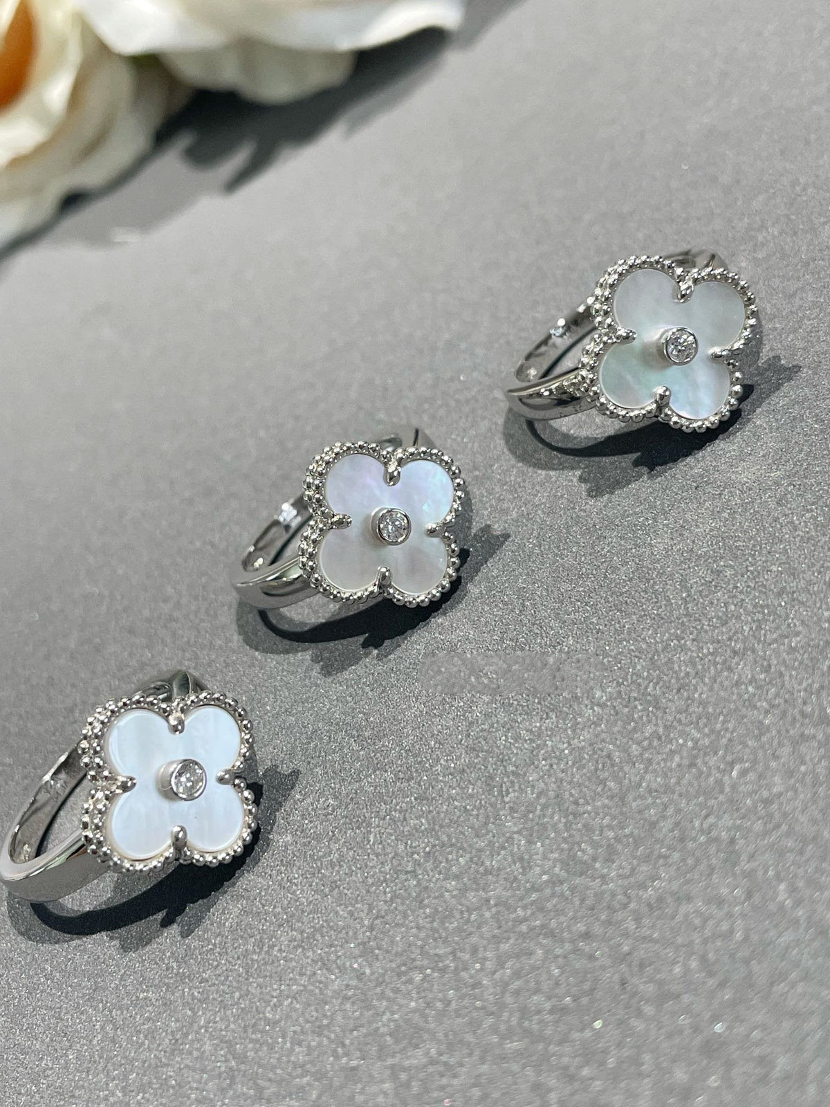 [⭐⭐JeweliWhal]CLOVER SILVER MOP DIAMOND RING