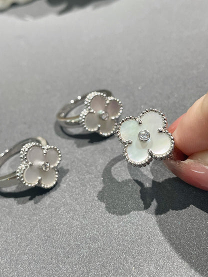 [⭐⭐JeweliWhal]CLOVER SILVER MOP DIAMOND RING