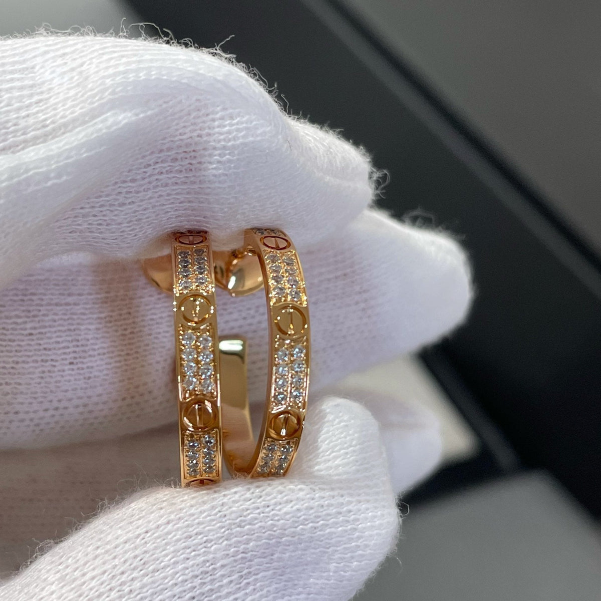[⭐⭐JeweliWhal]LOVE DIAMOND PINK GOLD HOOP EARRINGS