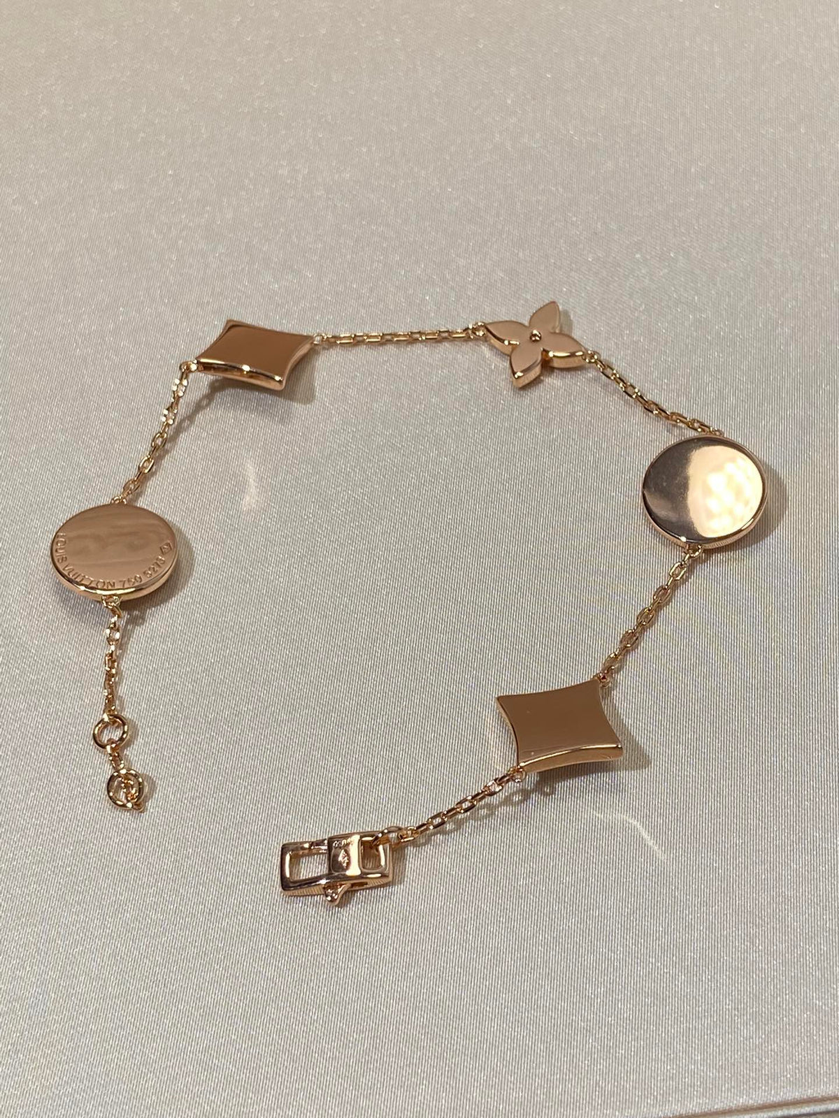 [⭐⭐JeweliWhal]STAR AND SUN 5 MOTIF MOP PINK GOLD BRACELET