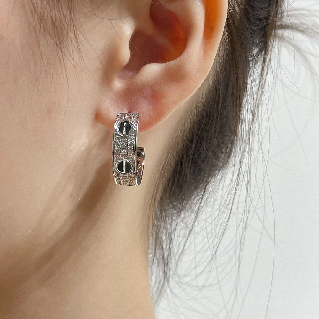 [⭐⭐JeweliWhal]LOVE CERAMIC DIAMOND PAVED SILVER EARRINGS
