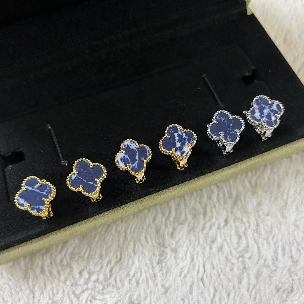 [⭐⭐JeweliWhal]CLOVER PIETERSITE MEDIUM STUD EARRINGS
