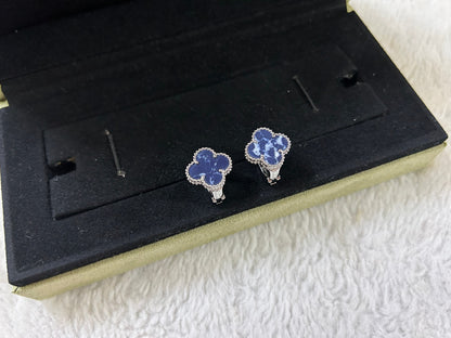 [⭐⭐JeweliWhal]CLOVER PIETERSITE MEDIUM STUD EARRINGS