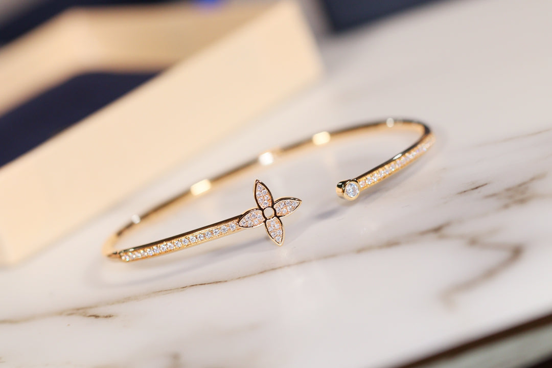 [⭐⭐JeweliWhal]IDYLLE GOLD OPEN BRACELET DIAMOND PAVED