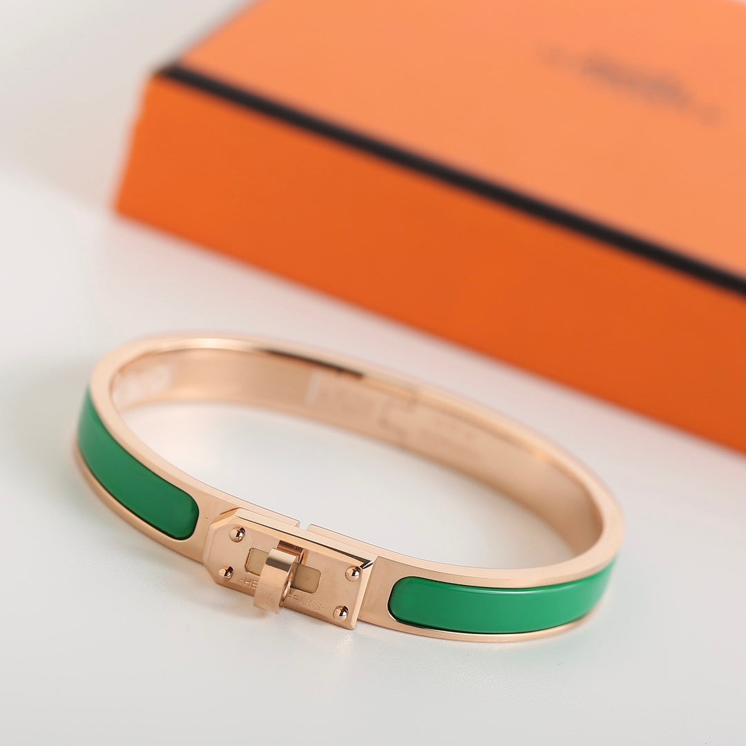 [⭐⭐JeweliWhal]HM KELLY GREEN BRACELET
