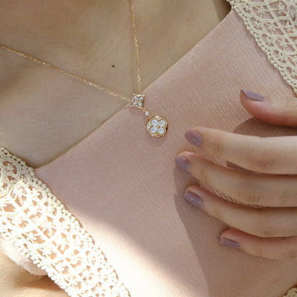 {"[⭐⭐JeweliWhal]STAR AND SUN WHITE MOP 2 MOTIF PINK GOLD NECKLACE"}