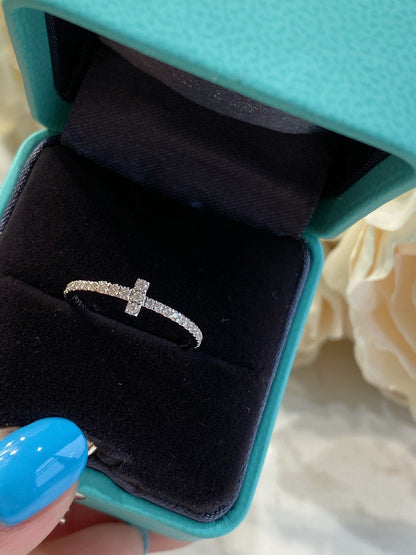 [⭐JeweliWhal]T SMALL RING DIAMOND SILVER