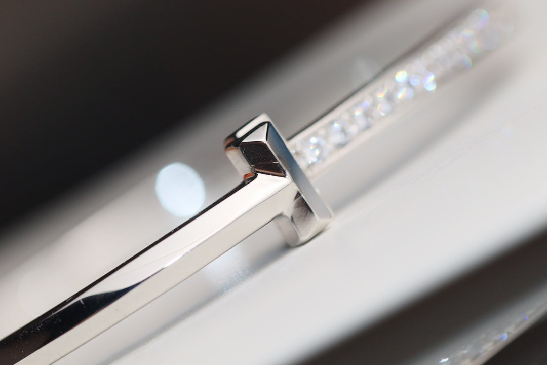 [⭐JeweliWhal]NARROW T1 HINGED BANGLE DIAMOND SILVER
