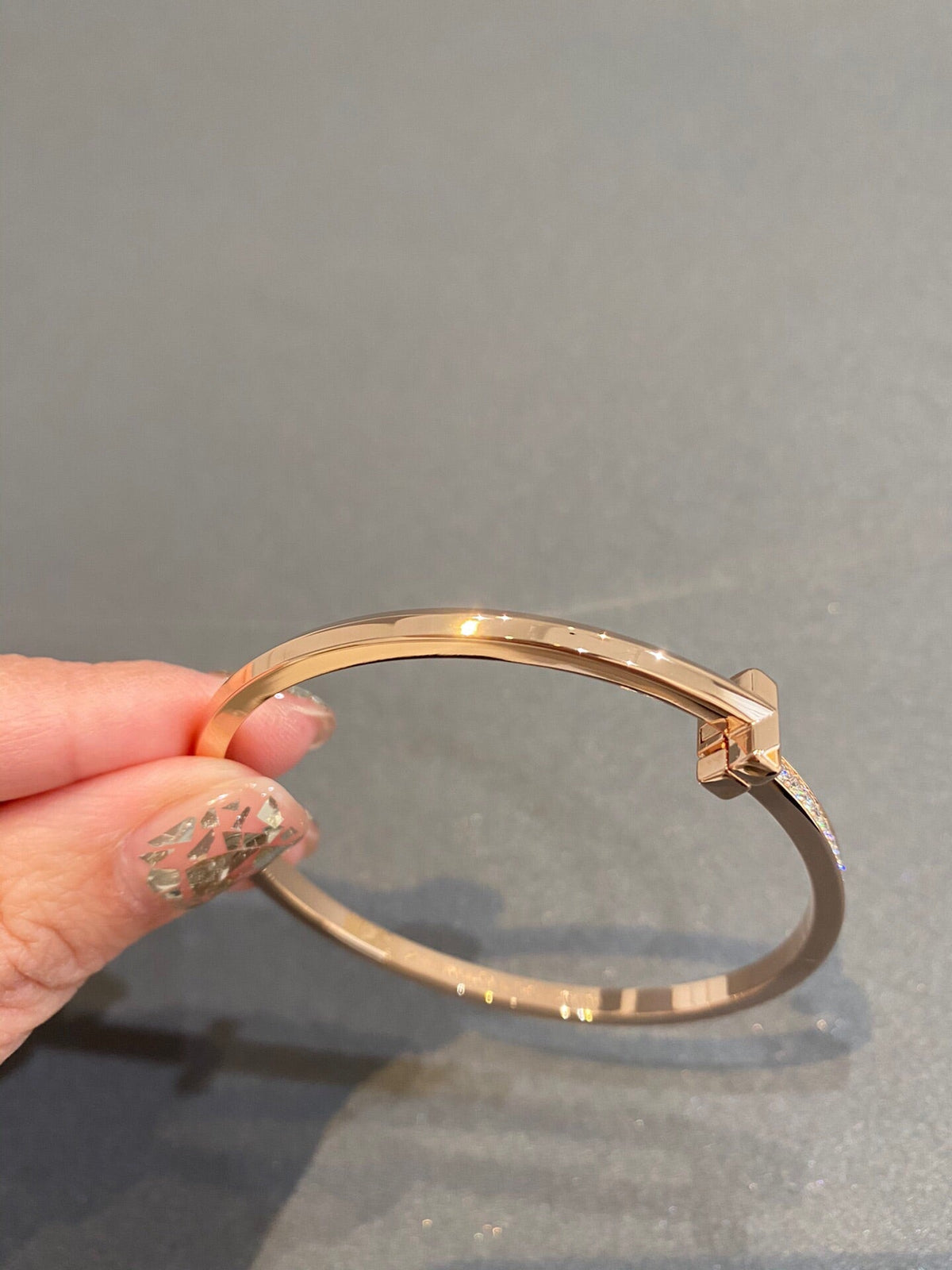 [⭐JeweliWhal]NARROW T1 HINGED BANGLE DIAMOND PINK GOLD