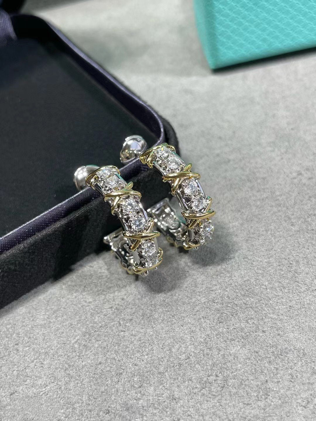 [⭐JeweliWhal]SCHLUMBERGER GOLD DIAMOND EARRINGS