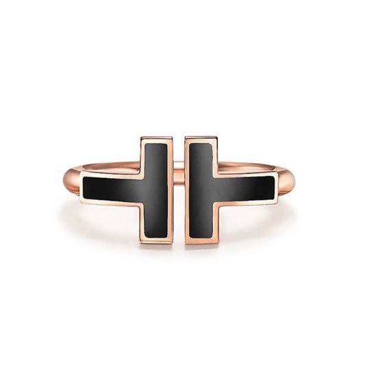 [⭐JeweliWhal]T SMALL ONYX PINK GOLD RING