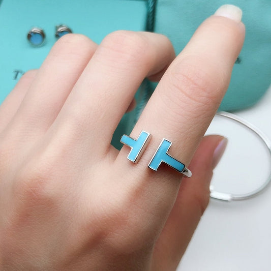 [⭐JeweliWhal]T SMALL TURQUOISE SILVER RING