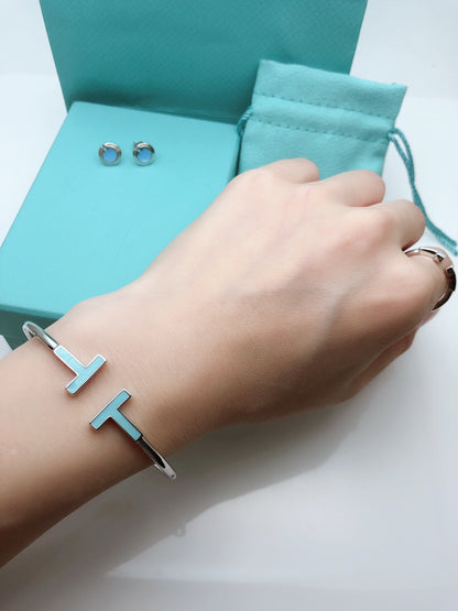 [⭐JeweliWhal]T SMALL TURQUOISE SILVER RING