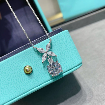 [⭐JeweliWhal]VICTORIA PENDANT SILVER DIAMOND NECKLACE