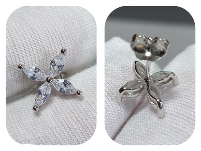 [⭐JeweliWhal]VICTORIA SILVER DIAMOND STUD MINI EARRINGS