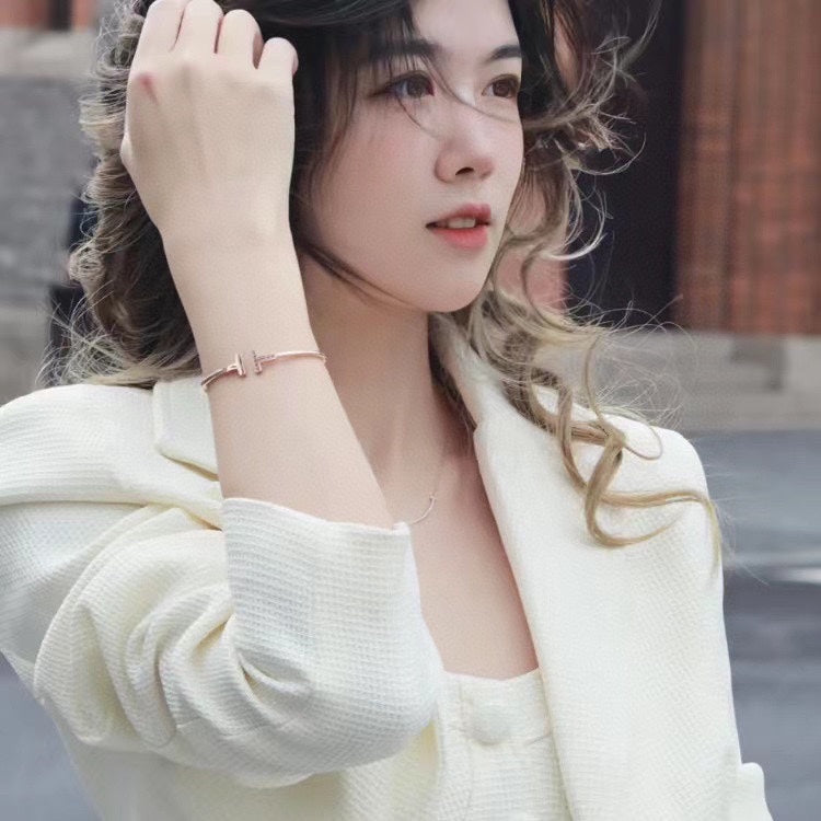 [⭐JeweliWhal]T PINK GOLD PINK DIAMOND BRACELET