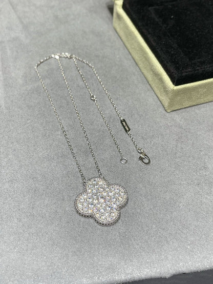 [⭐⭐JeweliWhal]CLOVER 25MM LARGE PENDANT DIAMOND PAVED SILVER NECKLACE