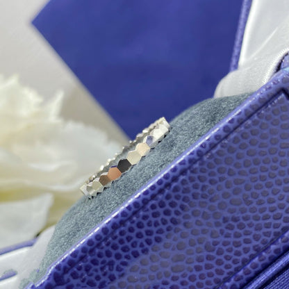 [⭐⭐JeweliWhal]BEE LOVE SMALL RING