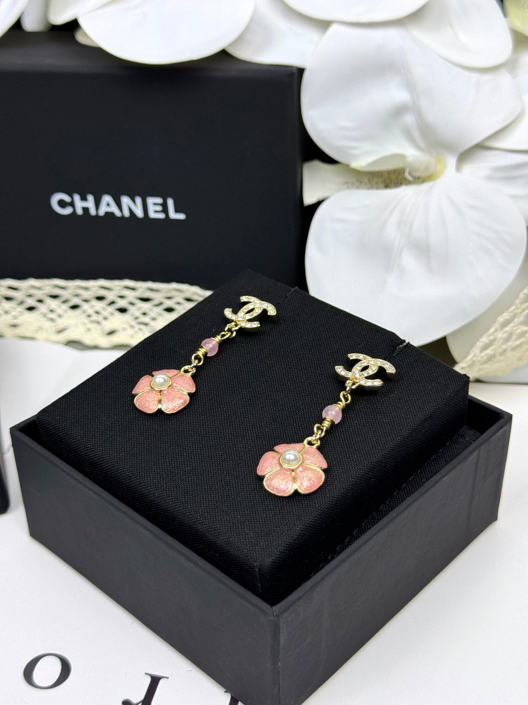 [⭐⭐JeweliWhal]26C Pink Camellia Enamel Pendant with Double C Earrings