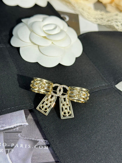 [⭐⭐JeweliWhal]25K 中空リボンブローチ