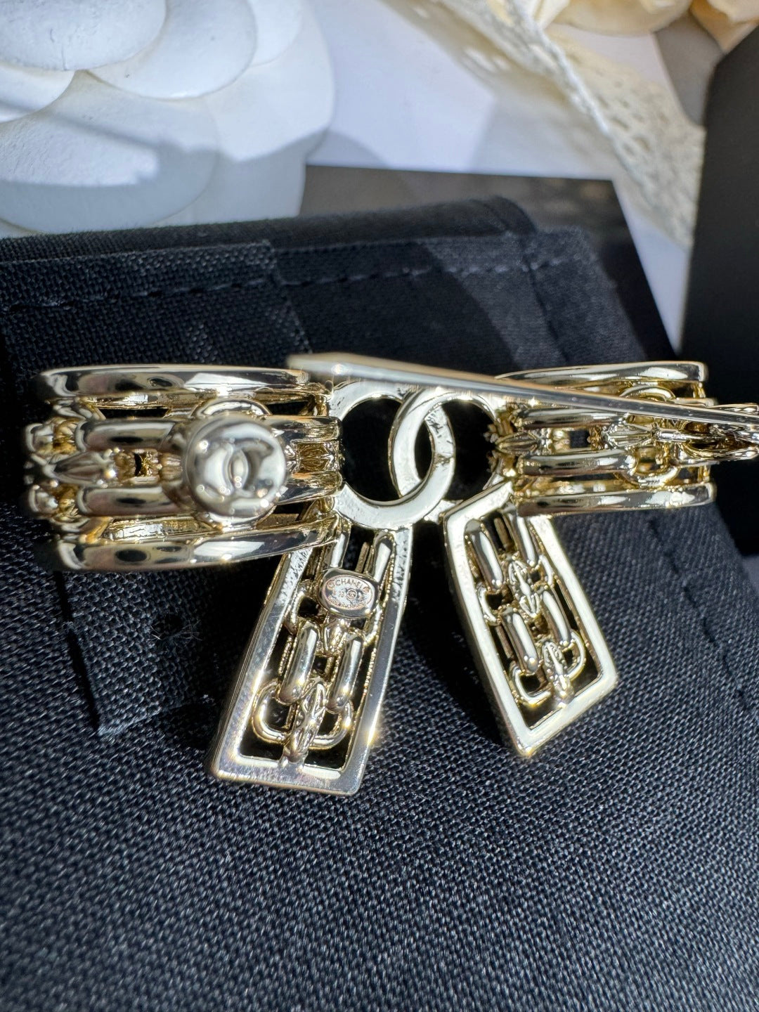 [⭐⭐JeweliWhal]25K 中空リボンブローチ