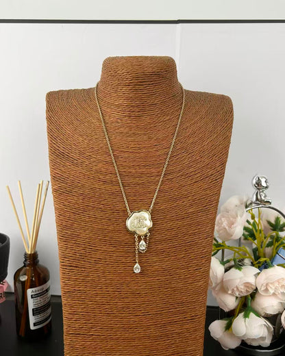 [⭐⭐JeweliWhal]Cloud Pearl Mother-of-Pearl Diamond Chain Pendant Necklace