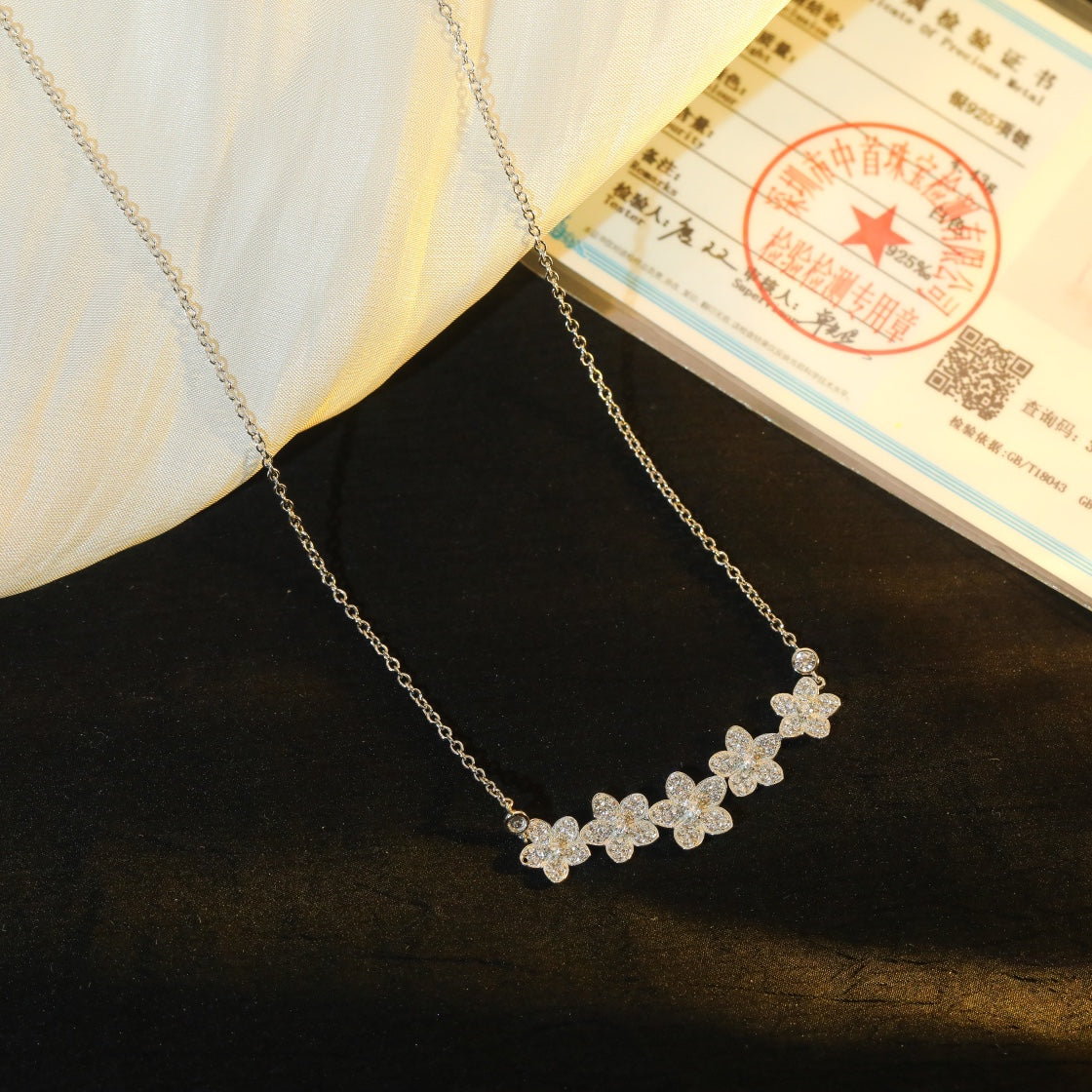 [⭐JeweliWhal]]ワイルドフラワー ダイヤモンドライン ペンダント