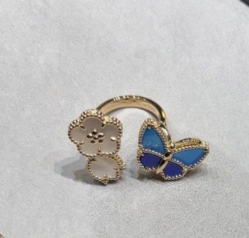 [⭐⭐JeweliWhal]2026 NEW TWIN BUTTERFLY LUCKY RING