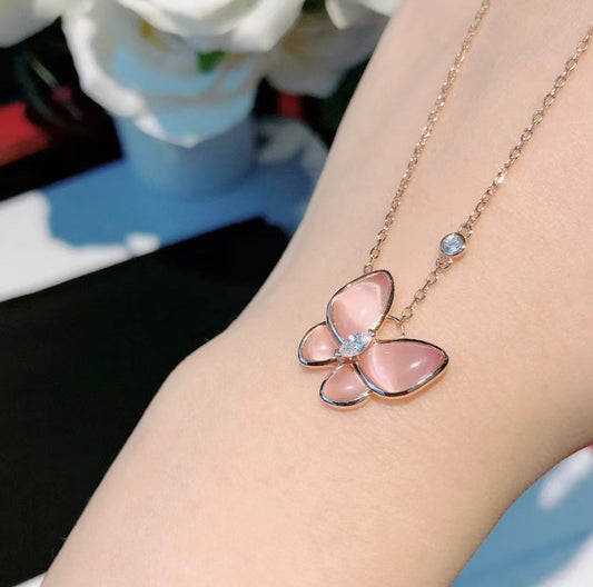 [⭐⭐JeweliWhal]BUTTERFLY PINK MOTHER-OF-PEARL DIAMOND NECKLACE