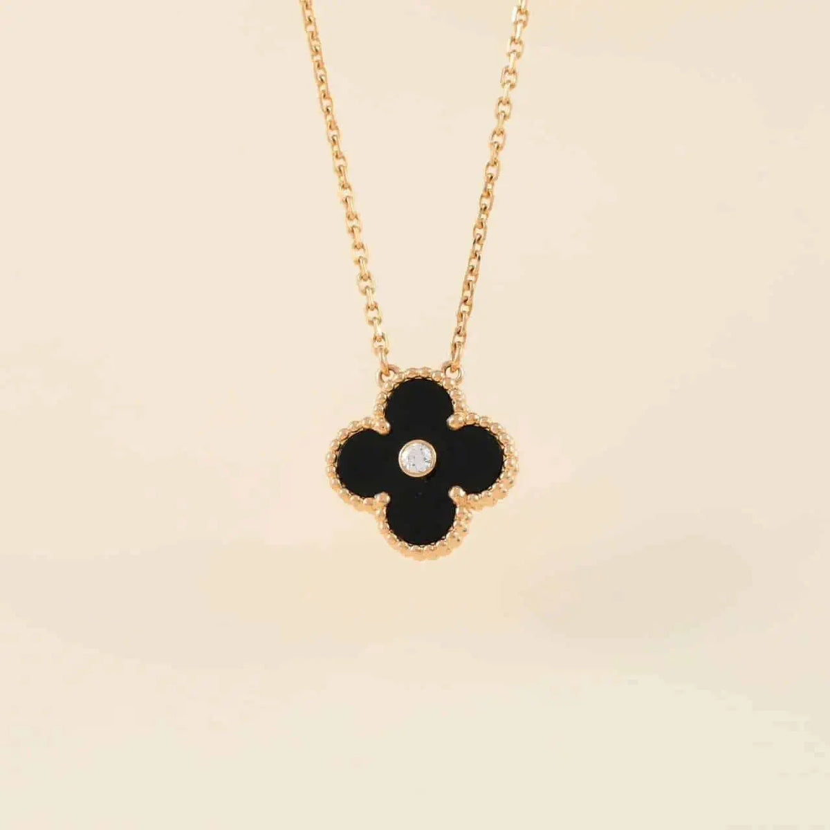 [⭐⭐JeweliWhal]CLOVER 15MM DIAMOND ONYX NECKLACE