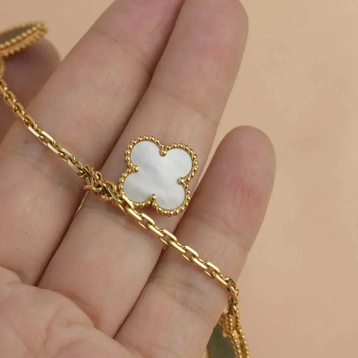 [⭐⭐JeweliWhal]LUCKY SPRING 5 MOTIF GOLD BRACELET
