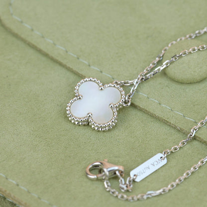 [⭐⭐JeweliWhal]CLOVER  15MM WHITE MOTHER-OF-PEARL SILVER