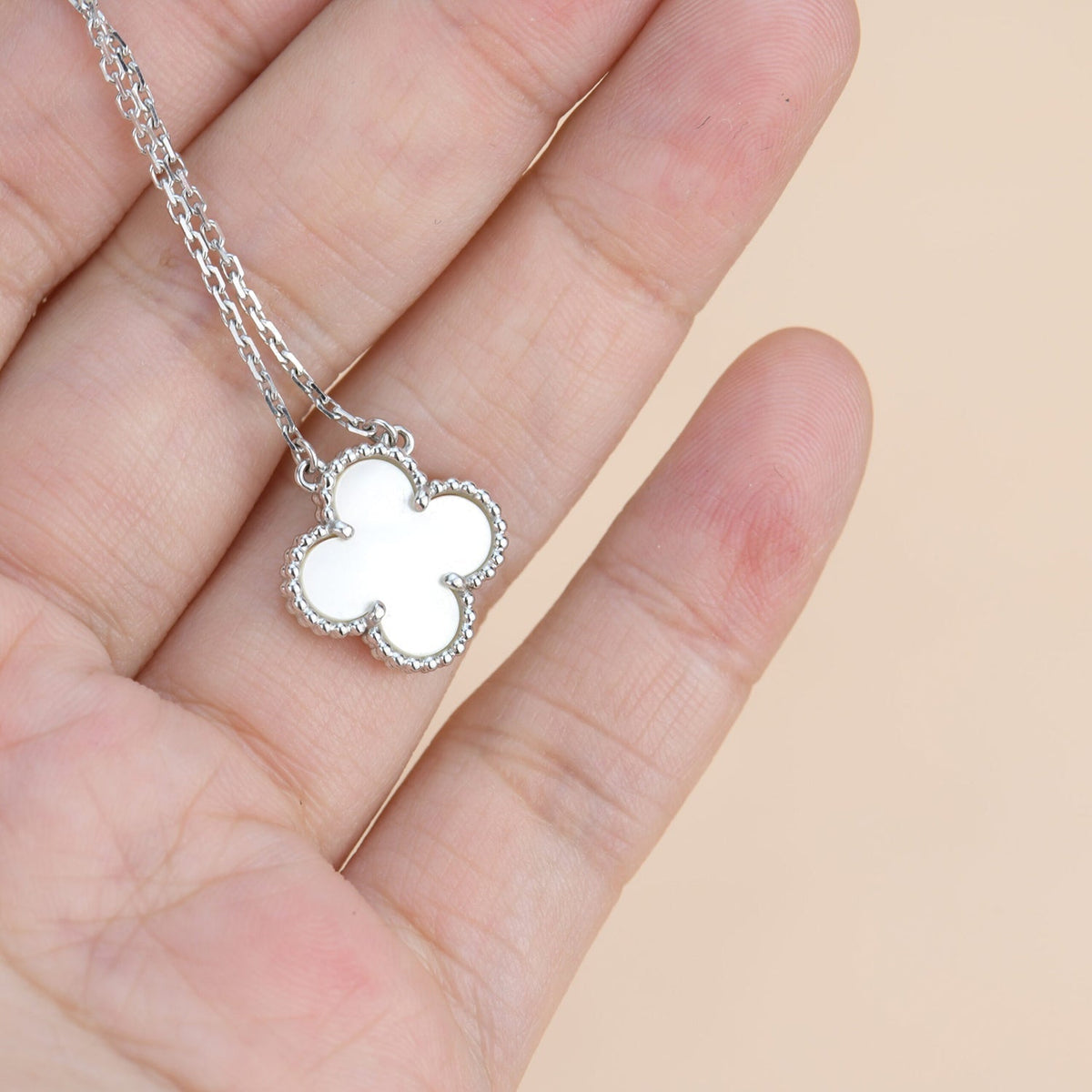 [⭐⭐JeweliWhal]CLOVER  15MM WHITE MOTHER-OF-PEARL SILVER
