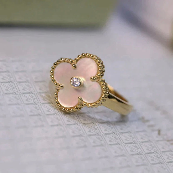 [⭐⭐JeweliWhal]CLOVER PINK MOP RING GOLD DIAMOND